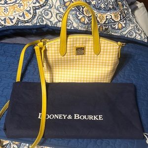 Small purse with dust bag